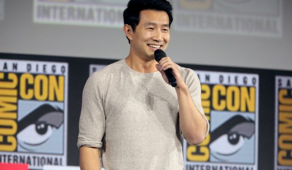 Cinegiornale.net simu-liu-si-e-depilato-tutto-il-corpo-per-barbie-una-delle-esperienze-piu-dolorose-della-mia-vita-600x350 Simu Liu si è depilato tutto il corpo per Barbie: “Una delle esperienze più dolorose della mia vita” News  