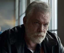Cinegiornale.net taron-egerton-ricorda-ray-liotta-nel-set-di-black-bird-era-come-un-eroe-per-me-4-220x180 Taron Egerton ricorda Ray Liotta nel set di Black Bird: “Era come un eroe per me” News  