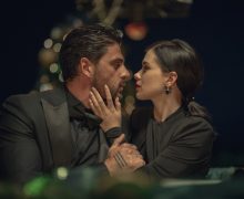 Cinegiornale.net altri-365-giorni-il-trailer-del-terzo-film-della-saga-erotica-220x180 Altri 365 giorni: il trailer del terzo film della saga erotica News  