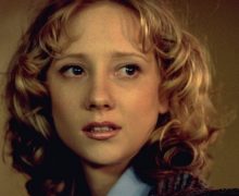 Cinegiornale.net anne-heche-staccato-il-supporto-vitale-e-donati-gli-organi-laddio-del-figlio-homer-spero-abbia-cominciato-a-esplorare-la-liberta-eterna-1-220x180 Anne Heche, staccato il supporto vitale e donati gli organi – L’addio del figlio Homer: “Spero abbia cominciato a esplorare la libertà eterna” News  