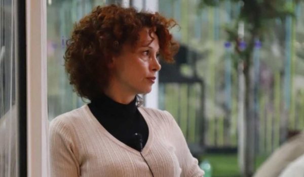 Cinegiornale.net beatrice-luzzi-devastata-voglio-uscire-linquilina-chiede-aiuto-in-casa-600x350 Beatrice Luzzi devastata: “Voglio uscire” | L’inquilina chiede aiuto in casa Gossip News  