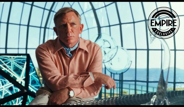 Cinegiornale.net daniel-craig-e-di-nuovo-benoit-blanc-nella-nuova-foto-di-knives-out-2-3-600x350 Daniel Craig è di nuovo Benoit Blanc nella nuova foto di Knives Out 2 News  