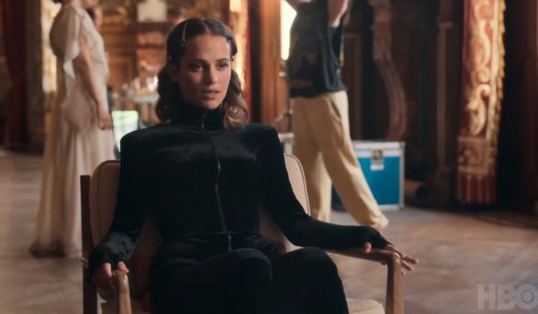 Cinegiornale.net irma-vep-la-vita-imita-larte-600x350 Irma Vep – La vita imita l’arte News Serie-tv  