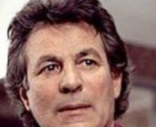 Cinegiornale.net joe-e-tata-e-morto-addio-a-nat-di-beverly-hills-90210-3-220x180 Joe E. Tata è morto: addio a Nat di Beverly Hills 90210 News  