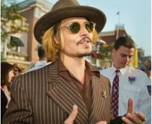 Cinegiornale.net johnny-depp-torna-alla-regia-dopo-25-anni-con-un-film-su-un-celebre-artista-italiano-220x180 Johnny Depp torna alla regia dopo 25 anni con un film su un celebre artista italiano! News  