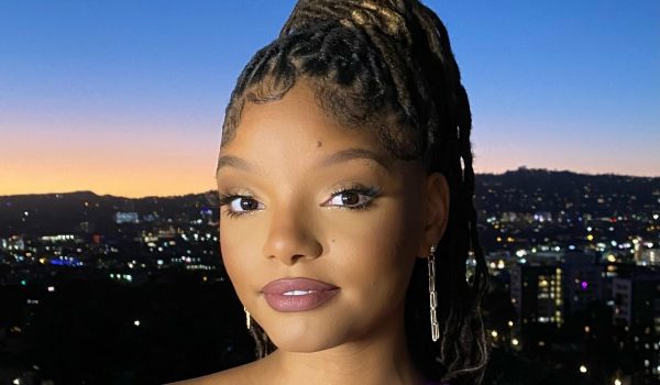 Cinegiornale.net la-sirenetta-halle-bailey-ha-ricevuto-il-sostegno-dei-nonni-dopo-i-commenti-razzisti-ricevuti-per-il-casting-del-film-1-600x350 La sirenetta: Halle Bailey ha ricevuto il sostegno dei nonni dopo i commenti razzisti ricevuti per il casting del film News  