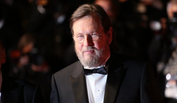 Cinegiornale.net lars-von-trier-e-affetto-dal-morbo-di-parkinson-600x350 Lars Von Trier è affetto dal morbo di Parkinson News  