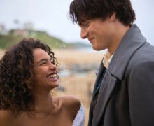 Cinegiornale.net le-relazioni-pericolose-recensione-del-film-netflix-ispirato-allomonimo-romanzo-francese-2-220x180 Le relazioni pericolose: recensione del film Netflix ispirato all’omonimo romanzo francese News Recensioni  