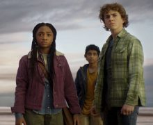 Cinegiornale.net percy-jackson-il-feedback-positivo-della-prima-stagione-fa-ben-sperare-per-il-rinnovo-220x180 Percy Jackson: il feedback positivo della prima stagione fa ben sperare per il rinnovo News  