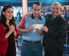 Cinegiornale.net quiz-la-storia-vera-dietro-al-film-sullo-scandalo-a-chi-vuol-essere-milionario-2-220x180 Quiz: la storia vera dietro al film sullo scandalo a Chi vuol essere Milionario News  