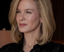 Cinegiornale.net renee-zellweger-contro-i-prodotti-anti-eta-per-le-donne-non-vedevo-lora-di-compiere-50-anni-1-220x180 Renée Zellweger contro i prodotti anti-età per le donne: “Non vedevo l’ora di compiere 50 anni” News  