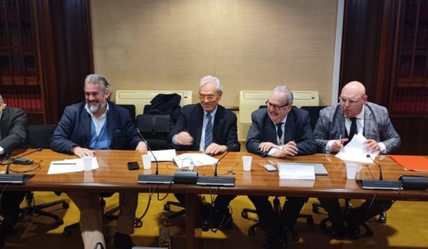 Cinegiornale.net rinnovato-il-ccnl-doppiaggio-600x350 RINNOVATO IL CCNL DOPPIAGGIO News  