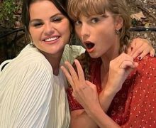 Cinegiornale.net selena-gomez-compie-trentanni-festeggia-con-taylor-swift-e-rivela-negli-ultimi-anni-ho-vissuto-momenti-belli-ma-anche-dolorosi-220x180 Selena Gomez compie trent’anni, festeggia con Taylor Swift e rivela: ”Negli ultimi anni ho vissuto momenti belli ma anche dolorosi” News  