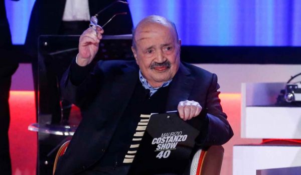 Cinegiornale.net tradimenti-nascosti-perche-era-potente-retroscena-maurizio-costanzo-la-nota-conduttrice-confessa-tutto-600x350 “Tradimenti nascosti perché era potente”: retroscena Maurizio Costanzo | La nota conduttrice confessa tutto Gossip News  