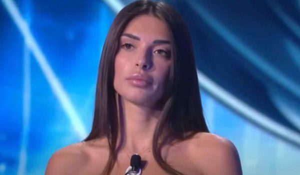 Cinegiornale.net gf-greta-censurata-dagli-autori-distrutta-video-600x350 GF: Greta censurata dagli autori | Distrutta (VIDEO) Gossip News  