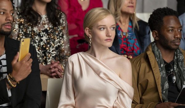 Cinegiornale.net julia-garner-la-star-di-inventing-anna-si-unisce-al-prossimo-mostruoso-film-degli-universal-studios-600x350 Julia Garner, la star di Inventing Anna si unisce al prossimo mostruoso film degli Universal Studios News  