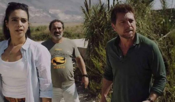 Cinegiornale.net makari-3-nella-seconda-puntata-saverio-indaga-su-un-caso-connesso-con-una-tragedia-del-passato-600x350 Màkari 3: nella seconda puntata Saverio indaga su un caso connesso con una tragedia del passato News  