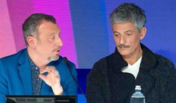 Cinegiornale.net sanremo-2024-fiorello-lo-ammette-terrificante-carriera-finita-600x350 Sanremo 2024, Fiorello lo ammette: “terrificante” | carriera finita Gossip News  