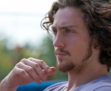 Cinegiornale.net aaron-taylor-johnson-lattore-rompe-il-silenzio-sulle-voci-sul-casting-come-prossimo-james-bond-220x180 Aaron Taylor-Johnson, l’attore rompe il silenzio sulle voci sul casting come prossimo James Bond News  