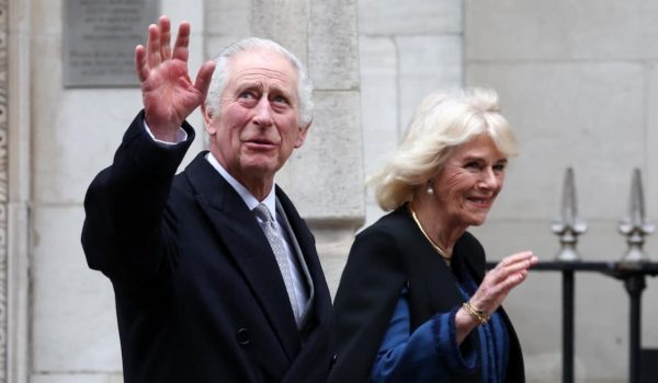 Cinegiornale.net allarme-a-buckingham-palace-la-regina-camilla-sta-male-ecco-perche-ha-bisogno-di-riposo-600x350 Allarme a Buckingham Palace: la Regina Camilla sta male | Ecco perché ha bisogno di riposo Gossip News  