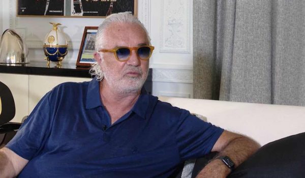 Cinegiornale.net flavio-briatore-completamente-stravolto-la-sua-magrezza-fa-scattare-lallarme-paura-per-lui-600x350 Flavio Briatore completamente stravolto: la sua magrezza fa scattare l’allarme | Paura per lui Gossip News  