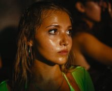 Cinegiornale.net how-to-have-sex-la-recensione-dello-sfrenato-e-rovente-esordio-di-molly-manning-walker-220x180 How to Have Sex: la recensione dello sfrenato e rovente esordio di Molly Manning Walker News Recensioni Trailers  