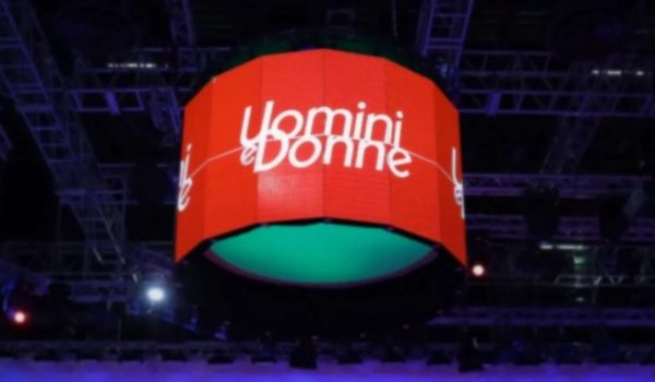 Cinegiornale.net mi-hai-stancato-bagarre-uomini-e-donne-due-di-picche-clamoroso-sganciato-in-studio-600x350 “Mi hai stancato”: bagarre Uomini e Donne | Due di picche clamoroso sganciato in studio Gossip News  