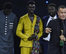 Cinegiornale.net david-di-donatello-2024-tutti-i-vincitori-trionfo-per-garrone-e-cortellesi-1-220x180 David di Donatello 2024, tutti i vincitori: trionfo per Garrone e Cortellesi News  