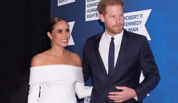 Cinegiornale.net il-messaggio-segreto-di-harry-e-meghan-criptato-dopo-anni-sono-cosi-imbarazzato-600x350 Il messaggio segreto di Harry e Meghan criptato dopo anni | “Sono così imbarazzato” Gossip News  