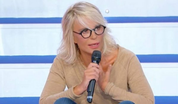 Cinegiornale.net uomini-e-donne-brutto-incidente-per-il-volto-del-trono-over-le-sue-condizioni-600x350 Uomini e Donne: brutto incidente per il volto del trono over | Le sue condizioni Gossip News  