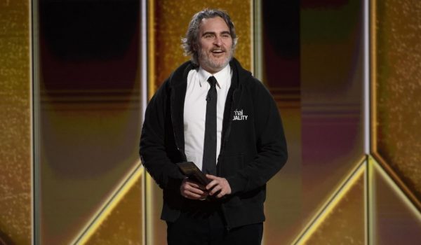 Cinegiornale.net joaquin-phoenix-da-sempre-al-fianco-di-animal-equality-1-600x350 Joaquin Phoenix da sempre al fianco di Animal Equality News  
