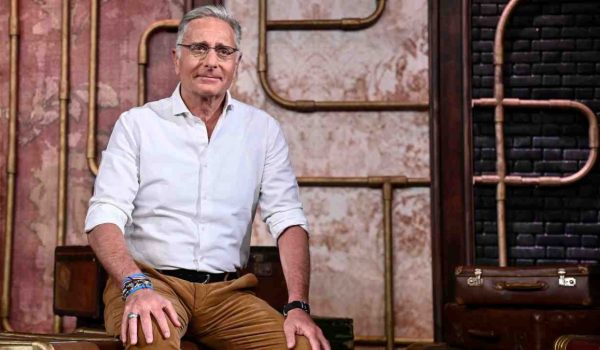 Cinegiornale.net paolo-bonolis-che-tipo-di-papa-e-con-il-figlio-ecco-cosa-fa-600x350 Paolo Bonolis, che tipo di papà è | Con il figlio ecco cosa fa Gossip News  