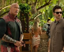Cinegiornale.net uno-rosso-il-film-di-natale-con-the-rock-220x180 Uno Rosso: il film di Natale con The Rock Cinema News  