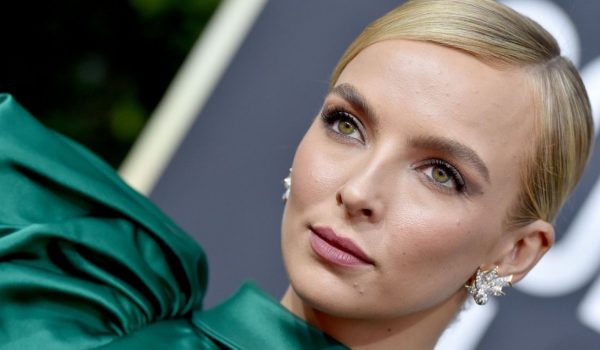 Cinegiornale.net 28-anni-dopo-le-foto-dal-set-rivelano-jodie-comer-in-fuga-600x350 28 Anni Dopo: le foto dal set rivelano Jodie Comer in fuga News  