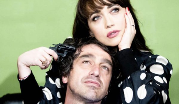 Cinegiornale.net coppia-aperta-quasi-spalancata-apre-il-festival-di-venezia-2024-600x350 Coppia aperta quasi spalancata apre il Festival di Venezia 2024 Cinema News  
