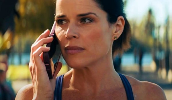 Cinegiornale.net scream-7-neve-campbell-offre-un-aggiornamento-agghiacciante-sul-nuovo-capitolo-600x350 Scream 7, Neve Campbell offre un aggiornamento agghiacciante sul nuovo capitolo! News  