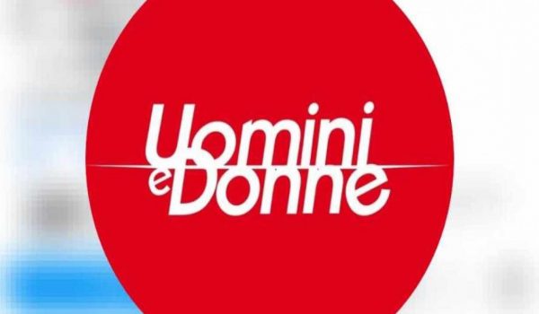 Cinegiornale.net uomini-e-donne-ex-tronista-scomparso-dai-social-dove-e-finito-1-600x350 Uomini e Donne: ex tronista scomparso dai social | Dove è finito Gossip News  
