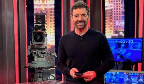 Cinegiornale.net alberto-matano-si-confessa-i-suoi-amori-prima-del-marito-nella-lista-anche-donne-600x350 Alberto Matano si confessa: i suoi amori prima del marito | Nella lista anche donne Gossip News  