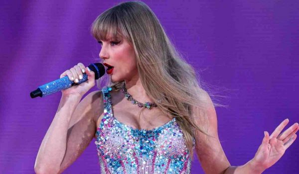 Cinegiornale.net taylor-swift-sotto-shock-il-dolore-lha-travolta-allimprovviso-600x350 Taylor Swift sotto shock: il dolore l’ha travolta all’improvviso News  