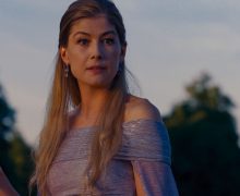Cinegiornale.net thumblite-rosamund-pike-protagonista-della-nuova-serie-per-netflix-220x180 Thumblite: Rosamund Pike protagonista della nuova serie per Netflix News  