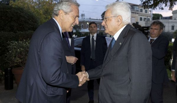 Cinegiornale.net report-media-su-anica-80-la-visita-del-presidente-della-repubblica-sergio-mattarella-nella-sede-di-anica-600x350 Report media su ANICA 80: La visita del Presidente della Repubblica Sergio Mattarella nella sede di ANICA News  