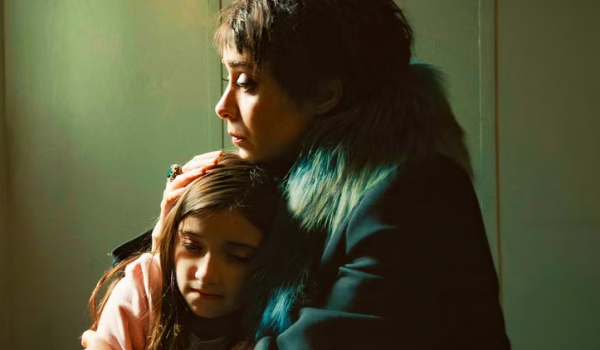 Cinegiornale.net the-penguin-il-finale-della-serie-ha-svelato-la-scioccante-verita-sul-rapporto-di-oz-e-sua-madre-600x350 The Penguin: il finale della serie ha svelato la scioccante verità sul rapporto di Oz e sua madre News  