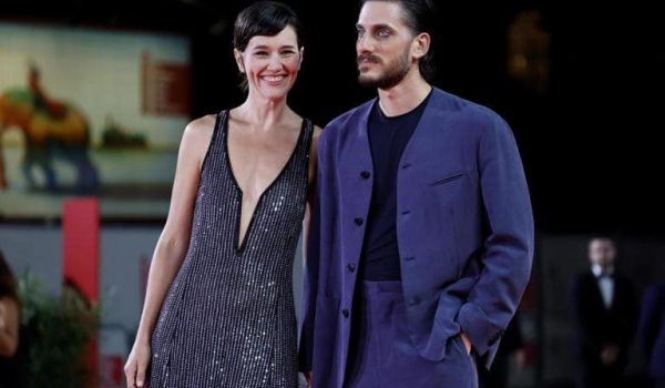 Cinegiornale.net la-berlinale-2025-accoglie-il-debutto-alla-regia-di-alissa-jung-con-paternal-leave-600x350 La Berlinale 2025 accoglie il debutto alla regia di Alissa Jung con Paternal Leave Cinema News  