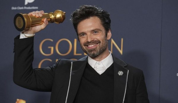 Cinegiornale.net sebastian-stan-festeggia-la-vittoria-ai-golden-globes-rivelando-il-suo-ruolo-piu-impegnativo-600x350 Sebastian Stan, festeggia la vittoria ai Golden Globes rivelando il suo ruolo più impegnativo News  