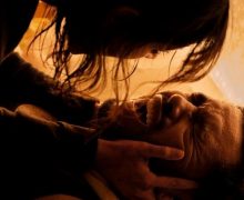 Cinegiornale.net hurry-up-tomorrow-jenna-ortega-e-the-weeknd-nelle-prime-immagini-del-film-220x180 Hurry Up Tomorrow: Jenna Ortega e The Weeknd  nelle prime immagini del film News  