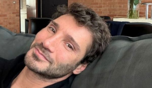 Cinegiornale.net stefano-de-martino-beccato-con-la-sua-ex-le-foto-non-lasciano-dubbi-600x350 Stefano De Martino beccato con la sua ex: le foto non lasciano dubbi Gossip News  