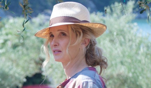 Cinegiornale.net the-entertainment-system-is-down-julie-delpy-nel-cast-del-nuovo-film-di-ruben-ostlund-1-600x350 The Entertainment System Is Down: Julie Delpy nel cast del nuovo film di Ruben Östlund News  