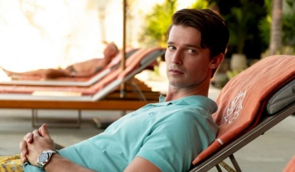 Cinegiornale.net the-white-lotus-3-patrick-schwarzenegger-riflette-sul-finale-della-terza-stagione-600x350 The White Lotus 3: Patrick Schwarzenegger riflette sul finale della terza stagione News  