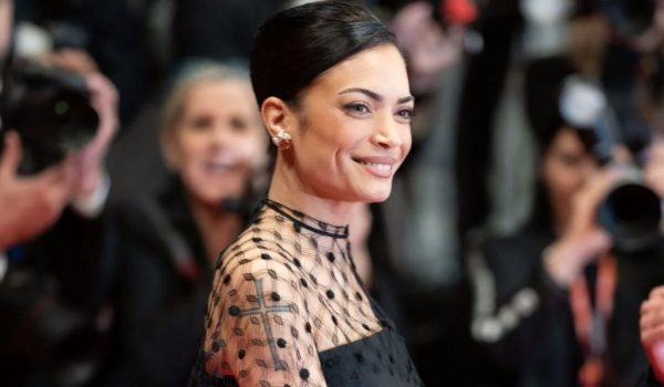 Cinegiornale.net i-look-piu-belli-e-discussi-visti-sul-red-carpet-di-cannes-2025-1-600x350 I look più belli (e discussi) visti sul red carpet di Cannes 2025 News  