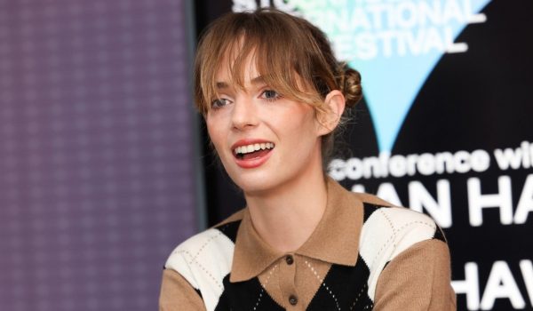 Cinegiornale.net maya-hawke-lattrice-entra-nel-cast-di-hunger-games-lalba-della-mietitura-600x350 Maya Hawke: l’attrice entra nel cast di Hunger Games: L’alba della mietitura News  